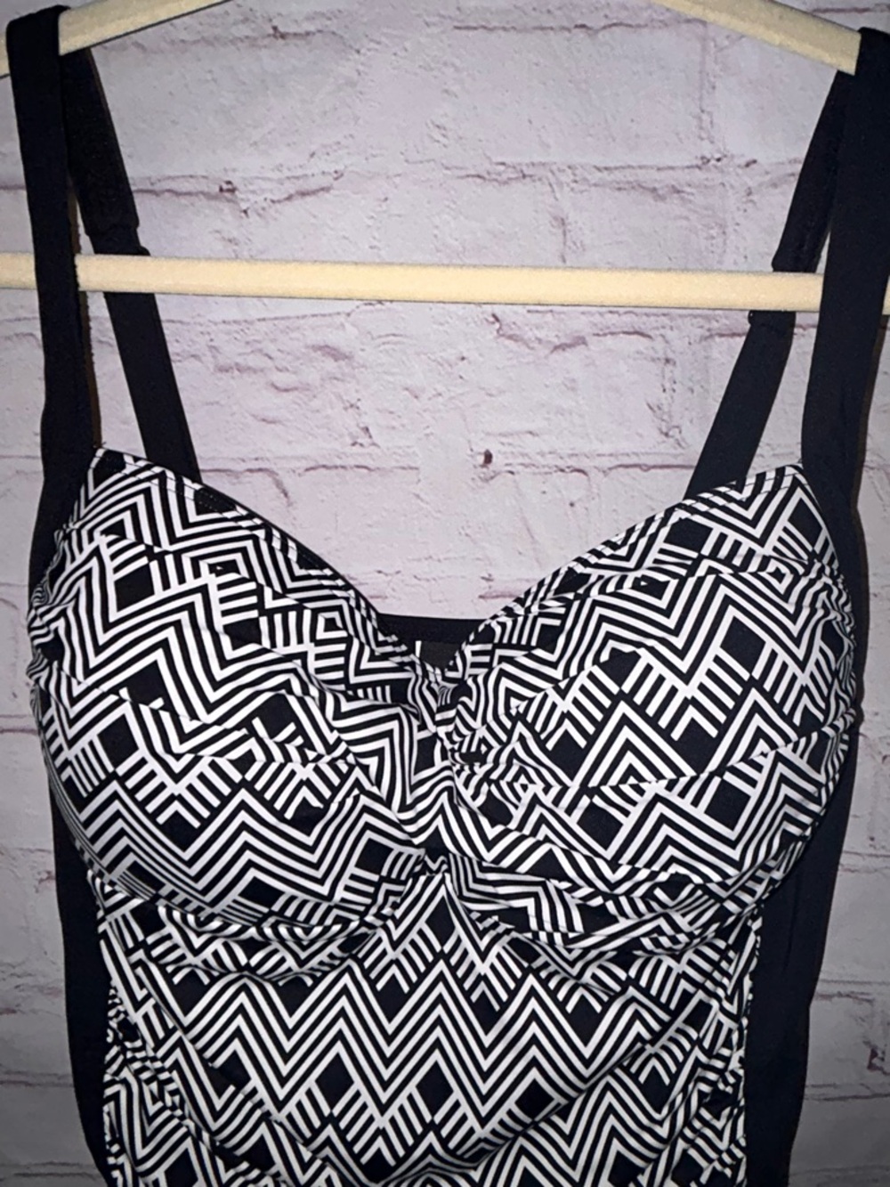 bond-eye Australia swimsuit size 10 - Picture 3 of 10